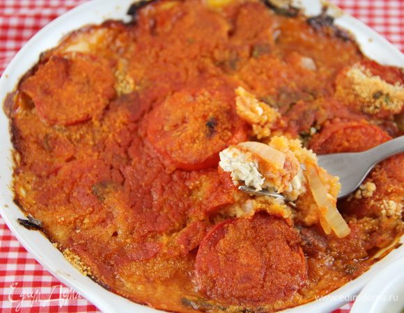 Подаем с гарниром по вкусу - картофельное пюре, рис, салат и пр. У меня в этот раз был кускус. Приятного аппетита)
