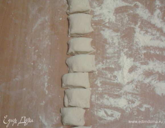 Разрезаем на равные части.