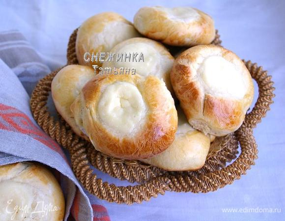 Сразу же ставим выпекаться в духовку, разогретую до 200С, на 20 минут.