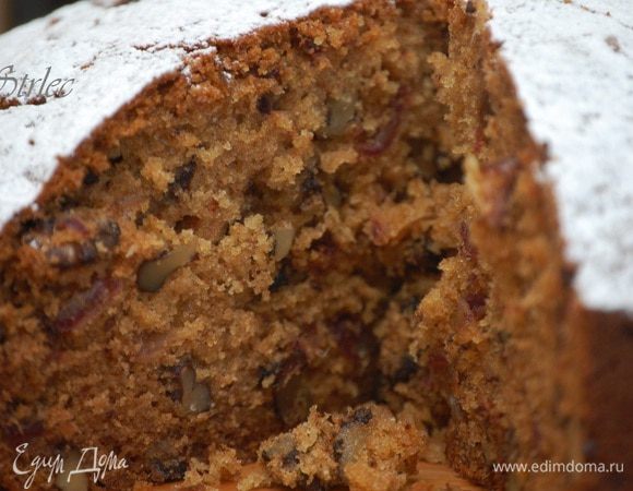 Вот какой он в разрезе.  О вкусе: плотный и сочный.   И если решите приготовить – попробуйте именно это сочетание! Финик и грецкий орех созданы друг для друга.