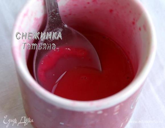 В клюквенном соке разводим крахмал.