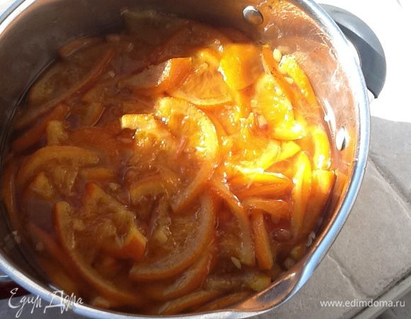 Снова варим 30-40, а то и 50 минут. Смотрим по консистенции, исходя из того, что будем делать с этим произведением кулинарного искусства дальше.
