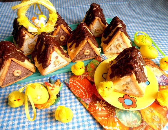 Выстраиваем нашу "улицу из домиков" вряд и приглашаем к чаепитию!!!