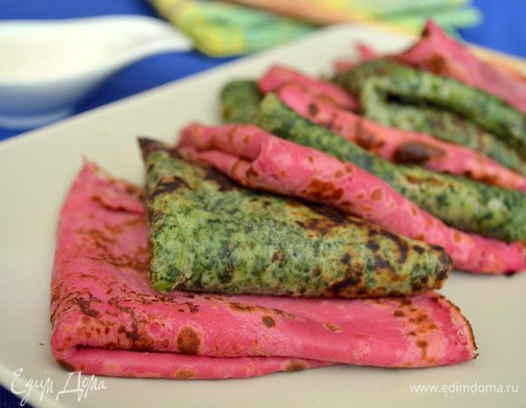 такие блины идеалаьны со сметаной, еще в них можно завернуть рыбу или добавить икру, в общем более гармоничны в несладком варианте! 