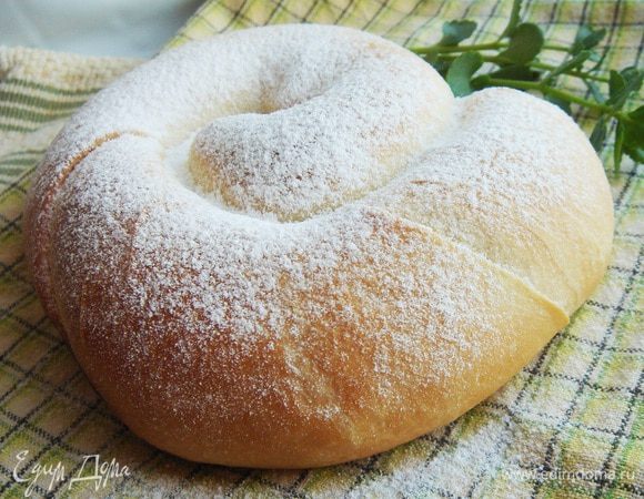 Выпекать энсаймадас при 190*С до румяной корочки (около 15-20 минут) Горячие булки присыпать сахарной пудрой. Булки потрясающие и получаются с первого раза! Приятного аппетита!!!