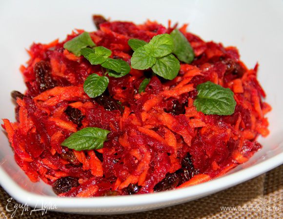 При подаче посыпать сверху листочками мяты.