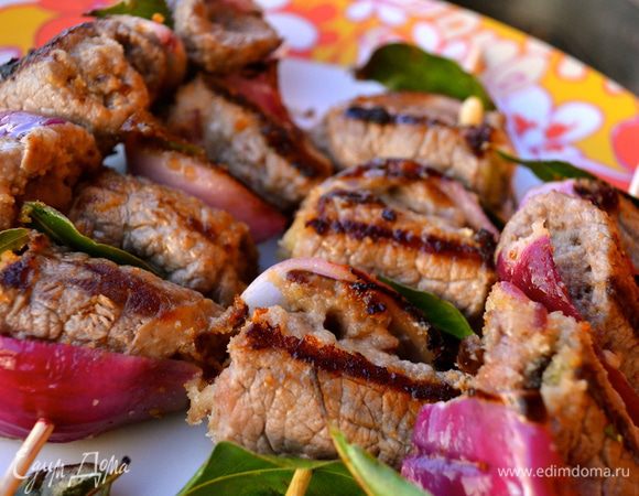 Ну, и подавать "с пылу, с жару"!!!... )) Buon appetito!!! На гарнир хорошо подойдут любые овощи...