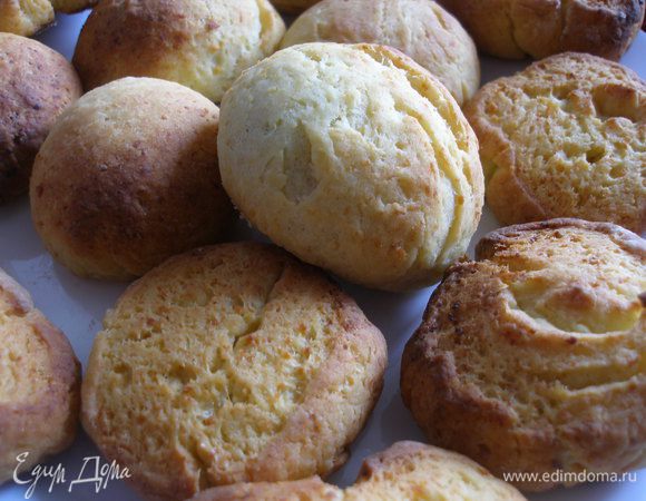 Готовым пряникам дать остыть.