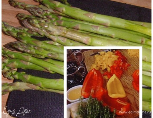 Овощи очистить, порезать соломкой. Спаржу освободить от нижних частей ( отломать ), порезать на 3 части, зелёный лук нарезать на кусочки размером в 2 см. Фасоль оставить целиком.