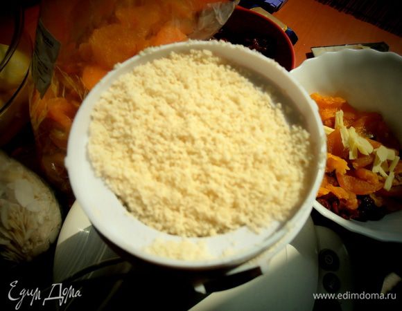 Достаточно несколько секунд и ореховая крошка готова!