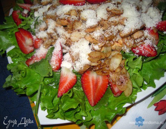 Посыпать пармезаном по вкусу. Приятного аппетита :) ! Пишите отзывы, мне очень интересно, понравился ли вам рецепт.