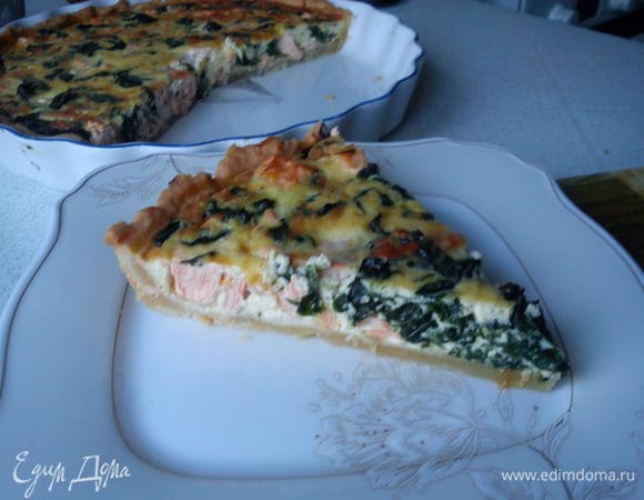 Вынуть из духовки, дать немного отдохнуть(если если хватит терпения) и можно нарезать! 