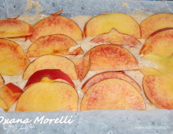 Выпекать в предварительно разогретой до 180 градусов духовке примерно 45 минут. 