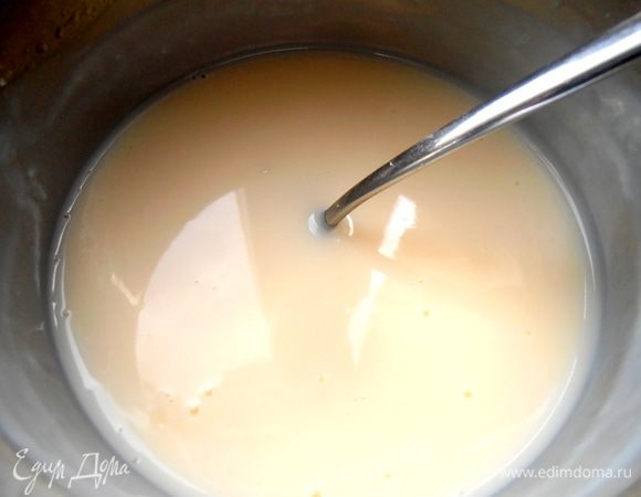 Вот такой ванильный пудинг кремового цвета получается! 