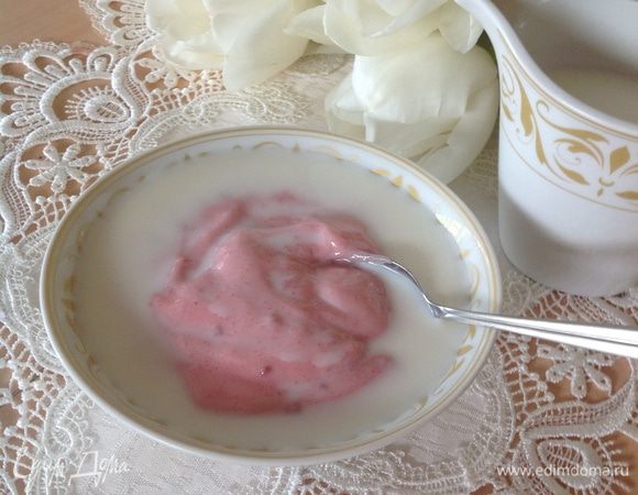 Вот так с молоком, рекомендую подавать. Очень вкусно!!!!!