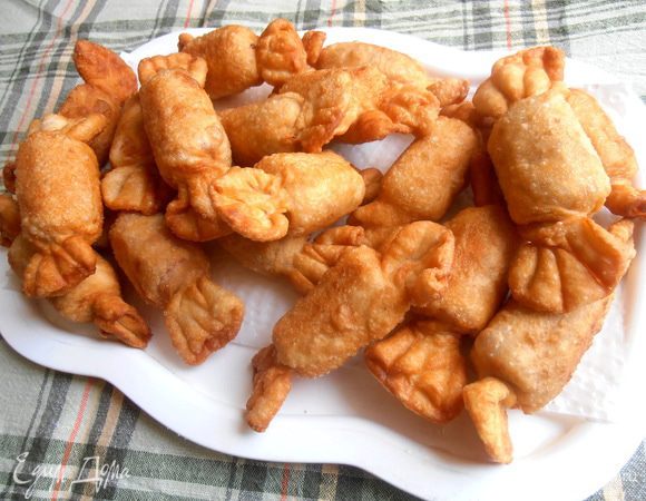 Посередине тесто остаётся мягким, а краешки более хрустящие)) 