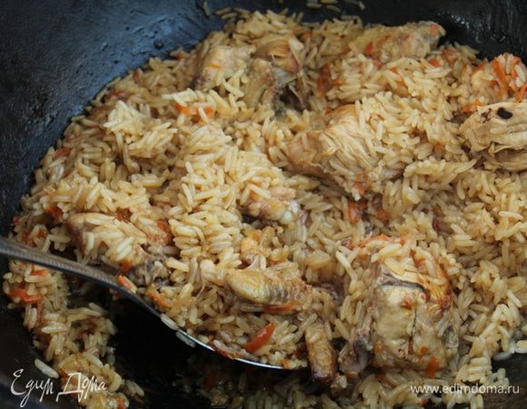 А еще у нас был вот такой плов из казан-мангала))))))))))