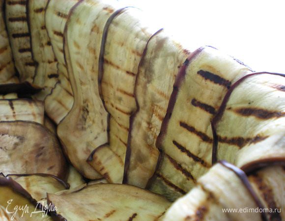 Один на один, чтоб террин хорошо держал форму. 