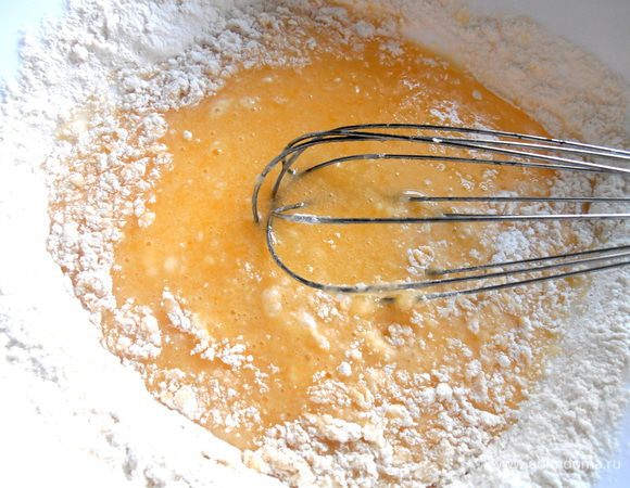 Здесь немного повзбиваем,чтобы не было комочков!