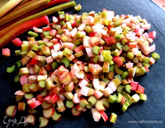 <font style="vertical-align: inherit;"><font style="vertical-align: inherit;">Нарезать на мелкие кусочки.</font></font>