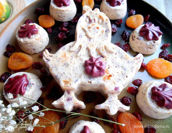 Я украсила фруктовыми натуральными пастилками, которые гармонируют с клюквой по вкусу и цвету...