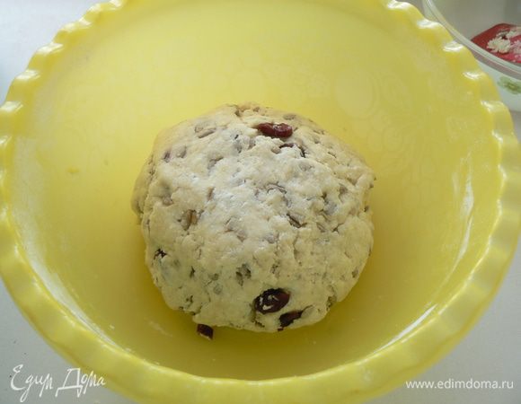 замесить тесто