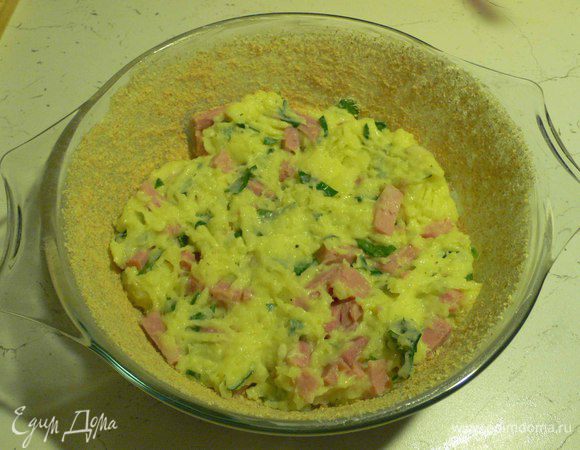 Укладываем на дно одну треть всей массы. 
