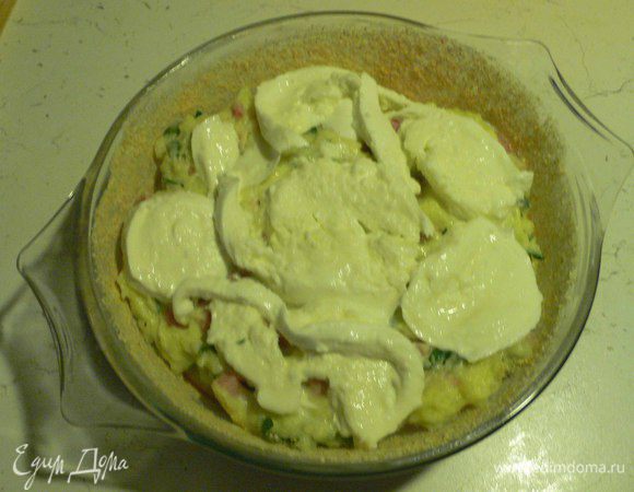 Раскладываем Моцареллу.
