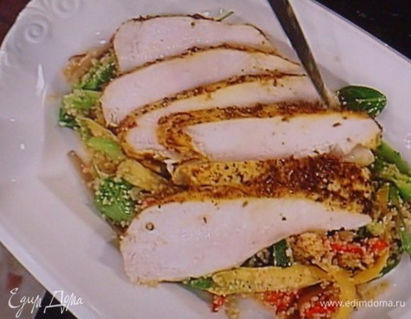 Филе нарезать на порции, выложить на кус-кус,  подавать с  черемшевым песто. Приятного аппетита !