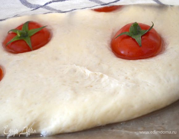 оставляем накрыв полотенцем еще на 1 час, она должна подняться! 