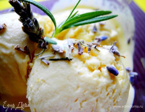 Ну что сказать... Раньше, когда я видела рецепты мороженого у Вениамина или Наташи (Biondina), то просто любовалась и думала, что я это вряд ли повторю. Оказывается, домашнее мороженое это не так уж и сложно, но, несомненно, очень-очень вкусно! 