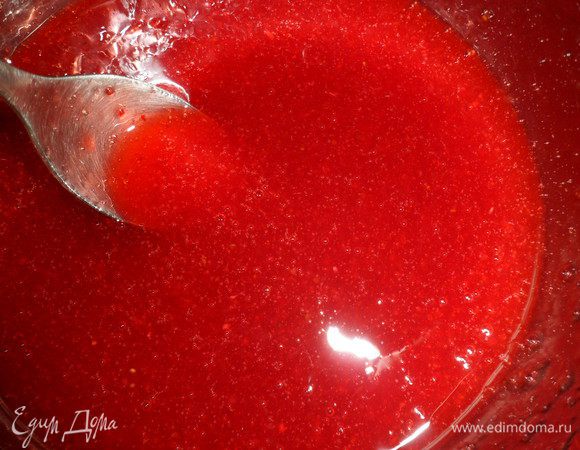 Если малина не сладкая, то можно добавить сахарную пудру (я не добавляла).