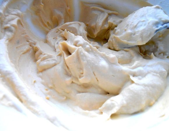 Тщательно растираем или взбиваем блендером!