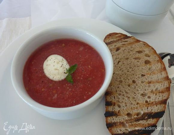 В маленькой миске, взбейте йогурт и оставшуюся столовую ложку лимонного сока до получения однородной массы; приправить солью и перцем 
Подавать с йогуртом и любимым хлебушком 
