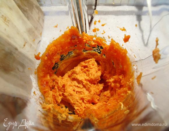 






Измельчите лосось в блендере.