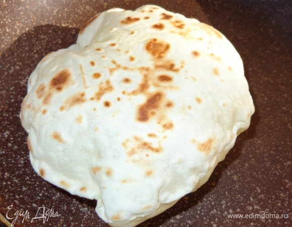 Когда перевернете на другую сторону, то получится вот такой воздушный шар.