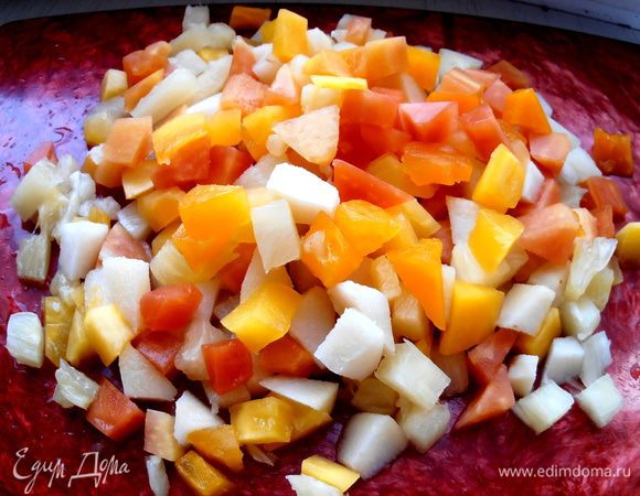 И нарежем помельче на одинаковые по размеру...