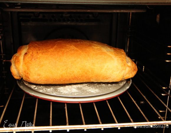 Выпекать при 160*С  примерно 50 минут (зависит от вашей духовки и типа выпечки: с конвекцией или без).