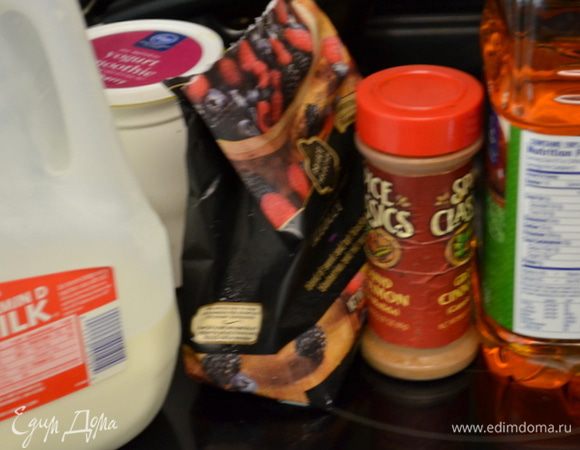 Подготовим  все продукты для коктейля.