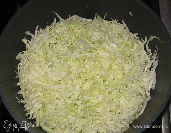 Добавить к остальным ингредиентам. Хорошо перемешать. 