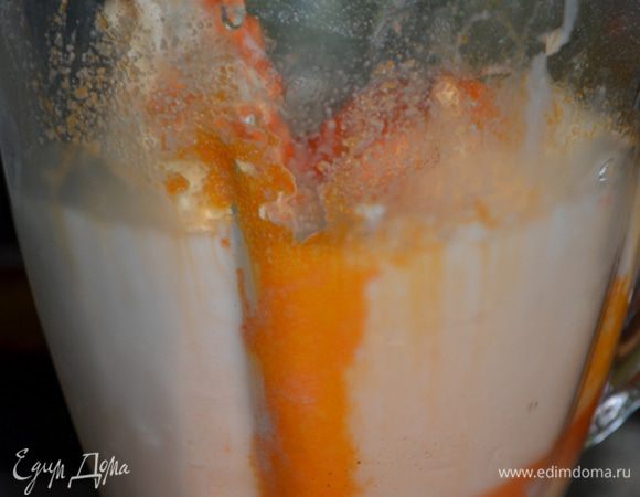 Взбить мороженое, порошок со вкусовым желе , молоко.