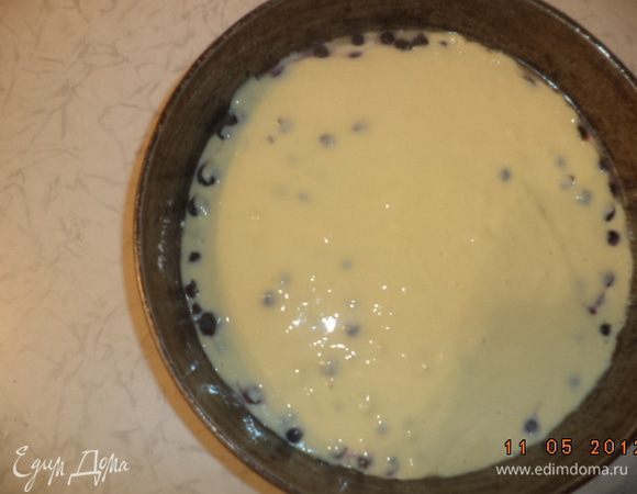 Выпекать при температуре 180 градусов 40 минут.