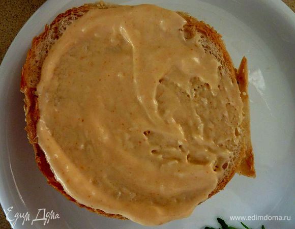  … промазать булочки (детям без чили).