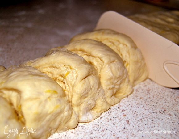 Нарезаем брусочки.Должно получиться 10 штук.