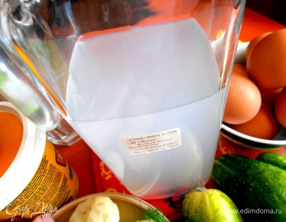 Сок очень приятный на вкус, с лёгким шипением и отлично утоляет жажду!