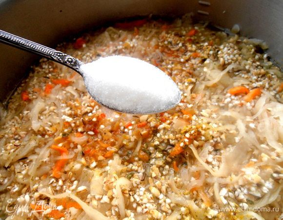 Можно добавить немного сахара...,будет вкуснее!