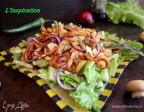 Сверху выкладываем картофель-пай. Я рекомендую картофель хранить отдельно и класть непосредственно перед подачей. 
ПРИЯТНОГО АППЕТИТА!!!!