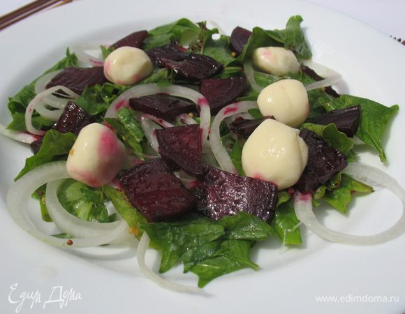 Салат готов приятного аппетита.