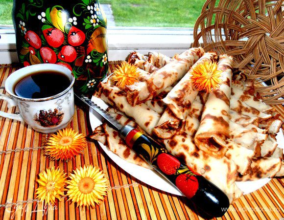 Подаём к чаю-кофе и макаем в сгущёночку каждый ролл)))))