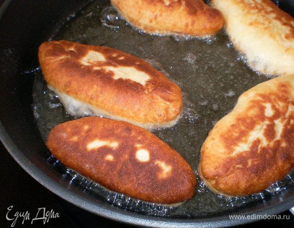 до золотистой  корочки.  